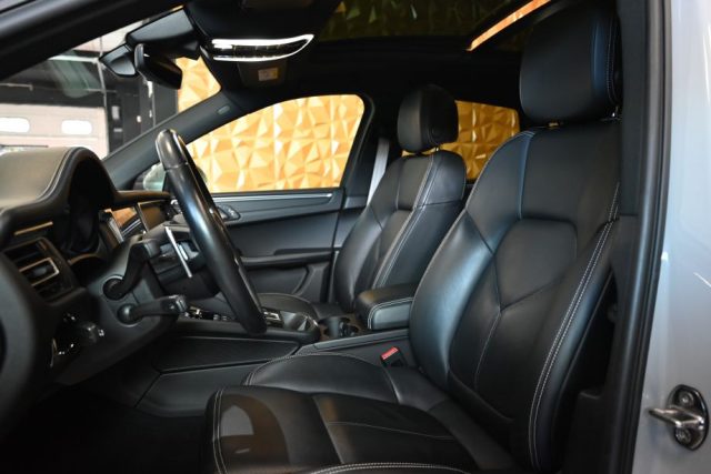 PORSCHE Macan usata 24