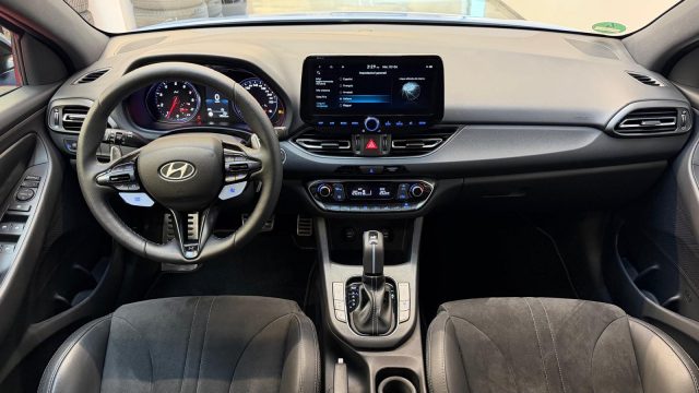 HYUNDAI i30 usata, con Cruise Control