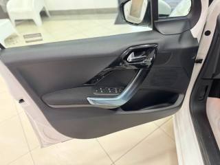PEUGEOT 208 usata, con Cruise Control