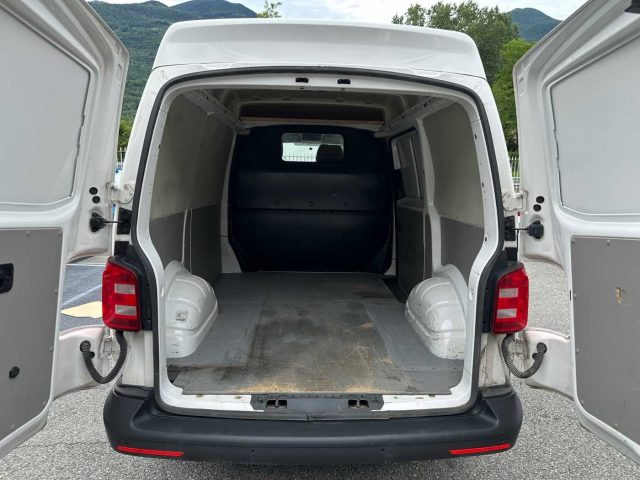 VOLKSWAGEN Transporter usata, con Bluetooth