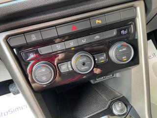 VOLKSWAGEN T-Roc usata, con Luci diurne LED