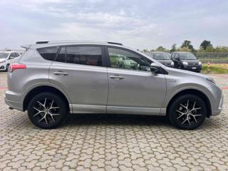 TOYOTA RAV 4 MY23 usata, con Controllo automatico clima