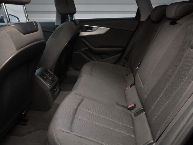 AUDI A4 usata 17