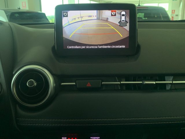 MAZDA 2 usata, con Servosterzo