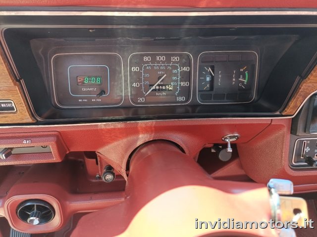 JEEP Wagoneer usata 26