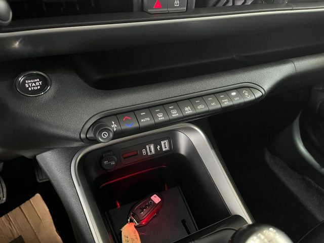 JEEP Avenger usata, con Interni in pelle