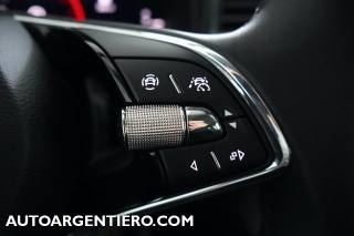 SKODA Karoq usata, con Touch screen