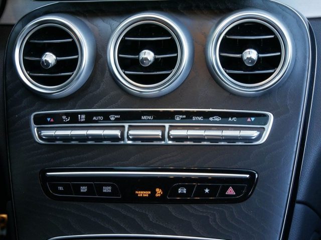 MERCEDES-BENZ GLC 300 usata, con Boardcomputer