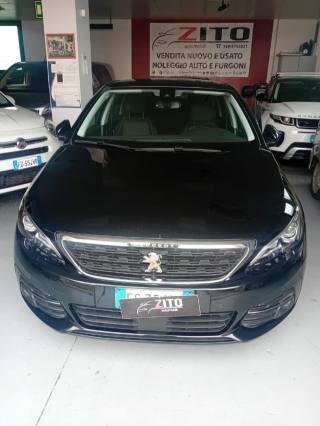 PEUGEOT 308 usata, con Airbag
