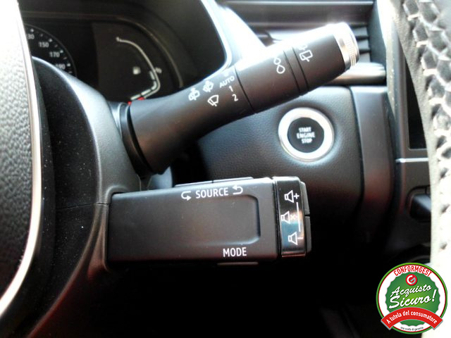 RENAULT Captur usata, con Bracciolo