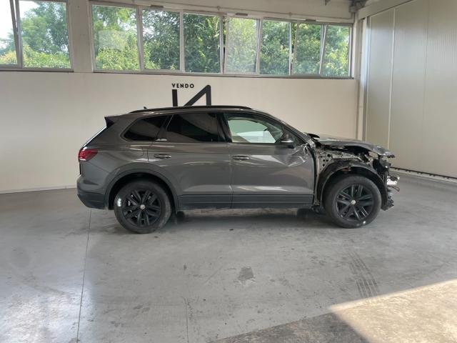 VOLKSWAGEN Touareg usata, con Boardcomputer