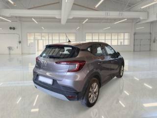 RENAULT Captur usata, con Autoradio