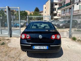 VOLKSWAGEN Passat usata, con Airbag
