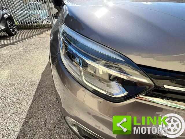 RENAULT Captur usata, con Sistema di navigazione