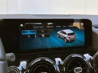 MERCEDES-BENZ GLA 200 usata, con Volante in pelle