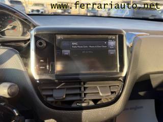 PEUGEOT 2008 usata, con Volante in pelle