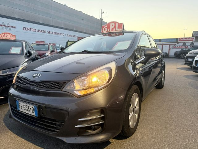 KIA Rio usata, con Airbag Passeggero