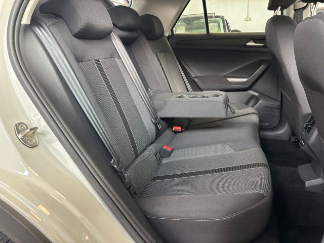 VOLKSWAGEN T-Roc usata, con Volante in pelle