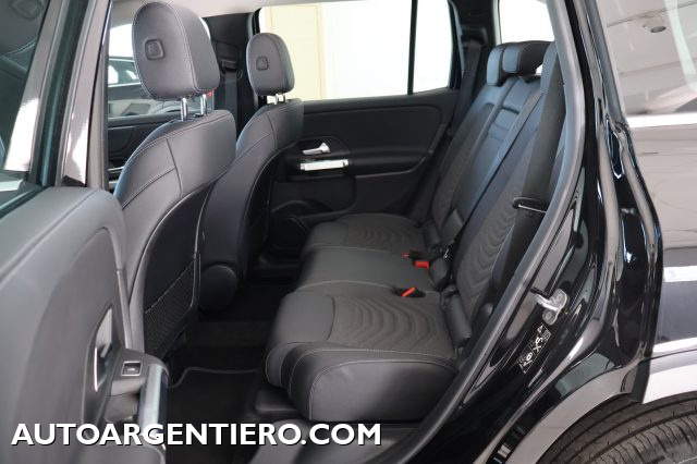MERCEDES-BENZ GLB 180 usata, con Sensore di luce