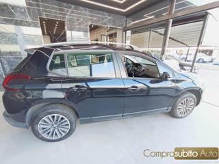 PEUGEOT 2008 usata, con Autoradio