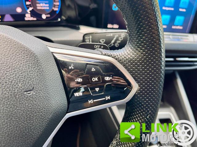 VOLKSWAGEN Golf usata, con Luci diurne LED