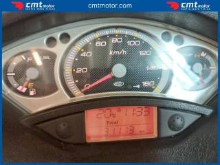YAMAHA X-Max 250 usata 4