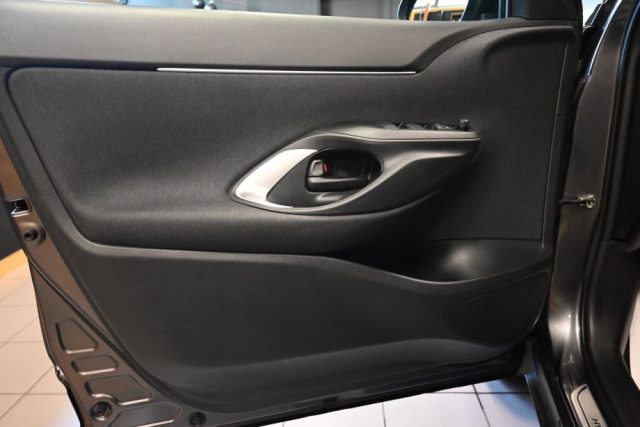 TOYOTA Yaris Cross usata 38