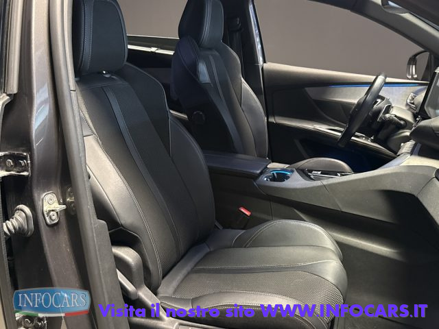 PEUGEOT 5008 usata, con Autoradio