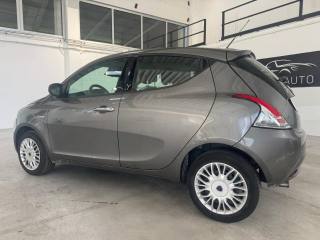 LANCIA Ypsilon usata, con Boardcomputer