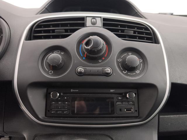 RENAULT Kangoo usata, con MP3
