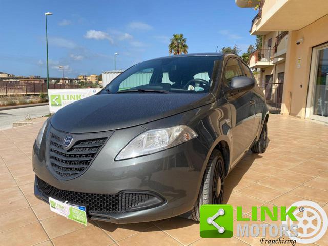 LANCIA Ypsilon usata, con Airbag
