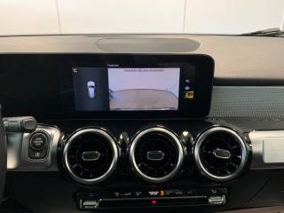 MERCEDES-BENZ GLB 180 usata, con Leve al volante