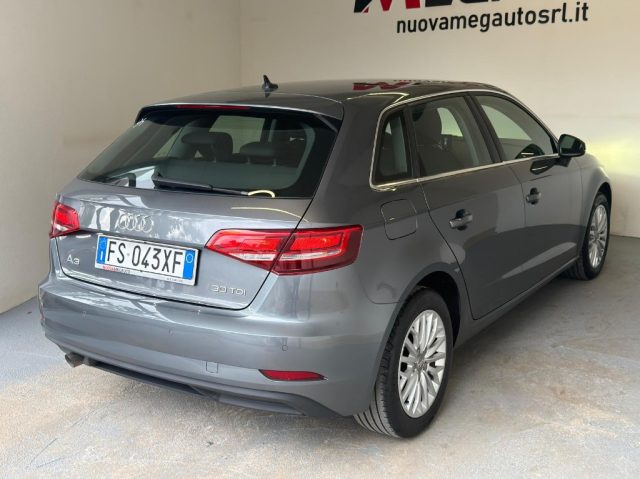 AUDI A3 usata, con Autoradio