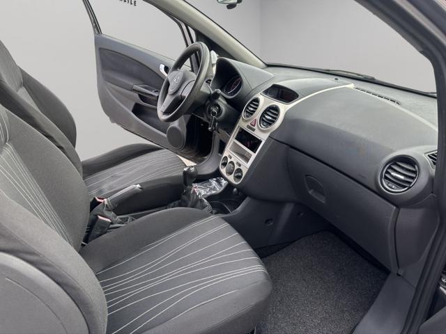 OPEL Corsa usata, con Servosterzo