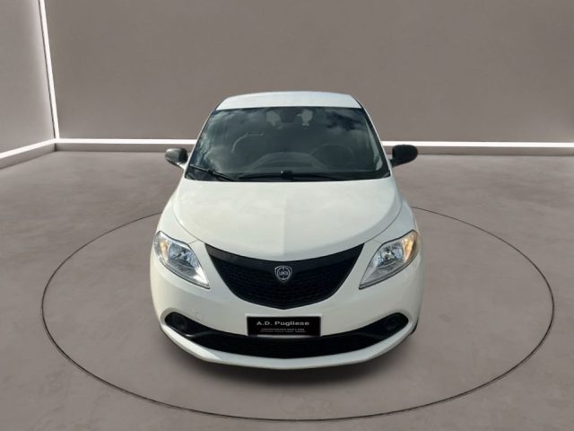 LANCIA Ypsilon usata, con Airbag