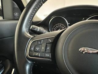 JAGUAR E-Pace usata, con Climatizzatore