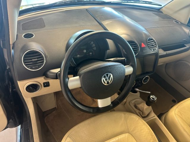VOLKSWAGEN New Beetle usata, con ESP