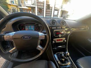 FORD Mondeo usata, con ESP