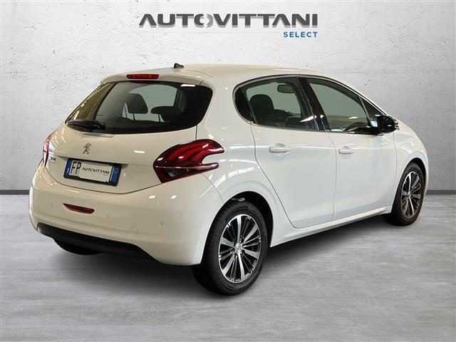 PEUGEOT 208 usata, con Boardcomputer