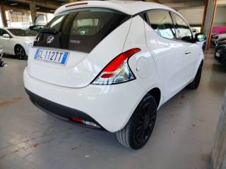 LANCIA Ypsilon usata, con Airbag testa