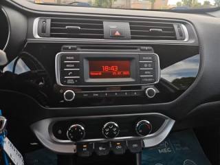 KIA Rio usata, con Fendinebbia