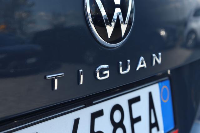 VOLKSWAGEN Tiguan usata, con Sensore di luce