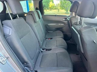 PEUGEOT 5008 usata, con Airbag testa