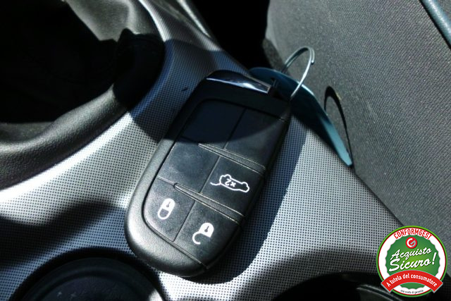 FIAT 500X usata, con USB