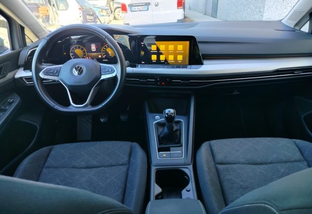 VOLKSWAGEN Golf usata, con Controllo trazione