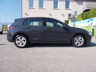 VOLKSWAGEN Golf usata, con Autoradio