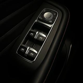 MG HS usata, con Autoradio digitale