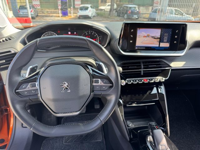 PEUGEOT 2008 usata, con Controllo automatico clima