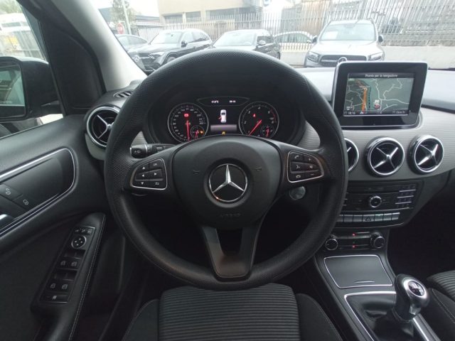 MERCEDES-BENZ B 180 usata, con Cruise Control
