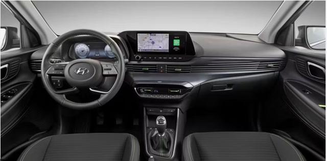 HYUNDAI i20 usata, con Airbag
